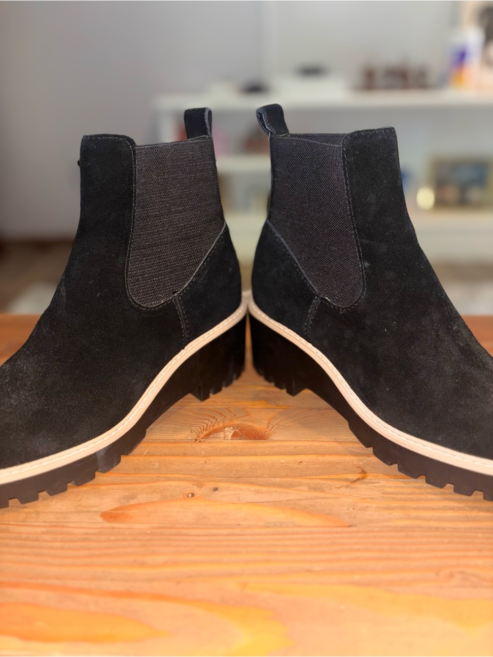 Dolce Vita Black Suede Chelsea Ankle Booties Lug Sole Wedge Women’s 8.5 NWOB